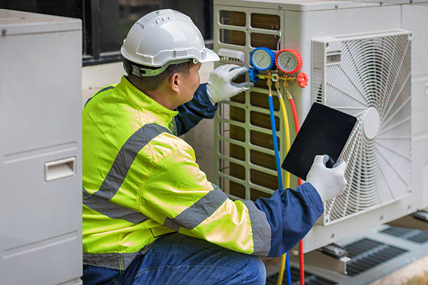 Professional Hvac technician working in Centereach, NY